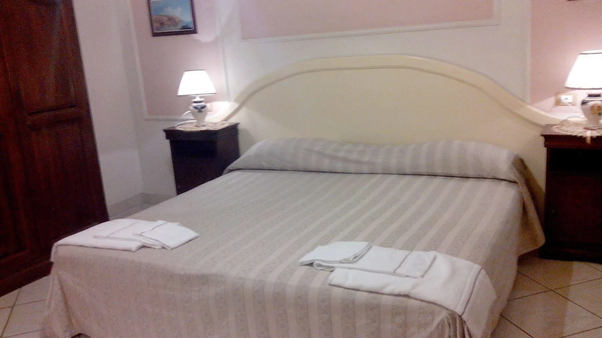 Bed & Breakfast Napoli Centrale Guest house
