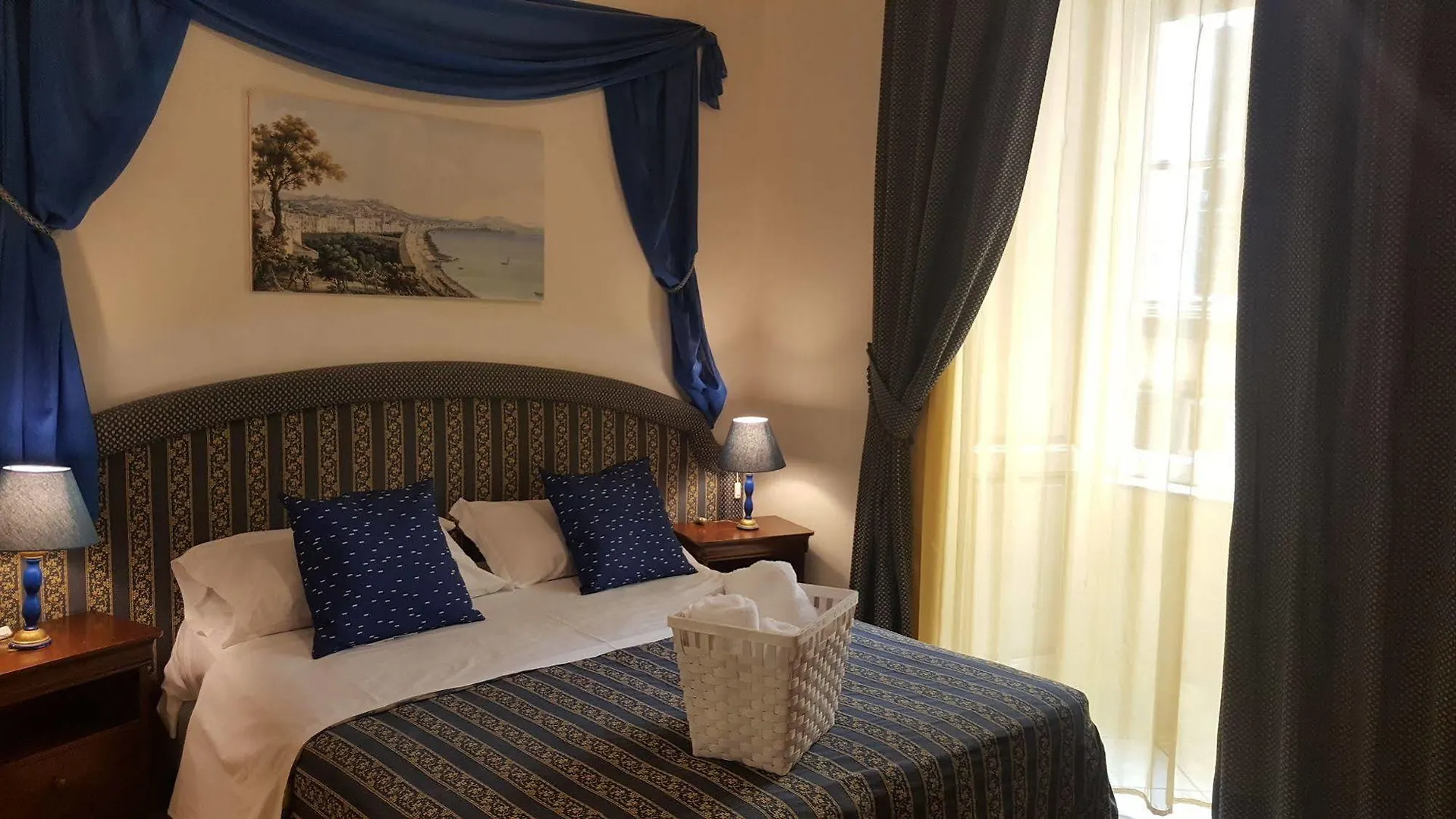 Bed & Breakfast Napoli Centrale Naples